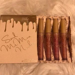 Kylie Jenner matte lipstick kit